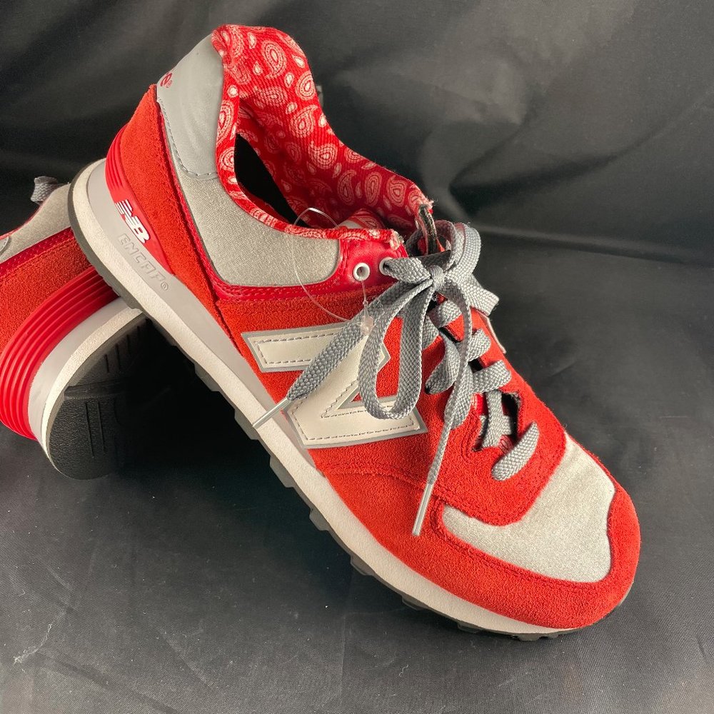 Mint condition New Balance 574 with red Suede 11